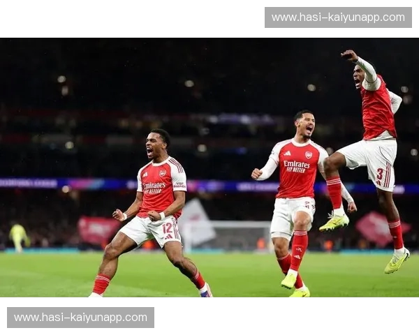 枪炮玫瑰与南大王：欧冠赛场上的宿命对决，阿森纳与拜仁恩怨情仇录